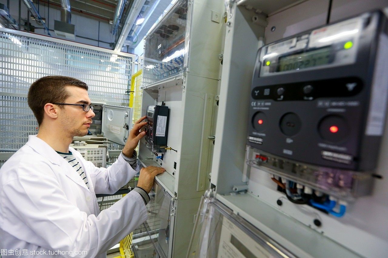 研究員。電器柜性能計(jì)數(shù)器。低壓微網(wǎng)絡(luò)。用于智能電網(wǎng)和智能電表的測試和證書服務(wù)。電力電子設(shè)備認(rèn)證。技術(shù)服務(wù)行業(yè)。tecnaliaresearch&innovationbizkaiabasquecountry,西班牙。